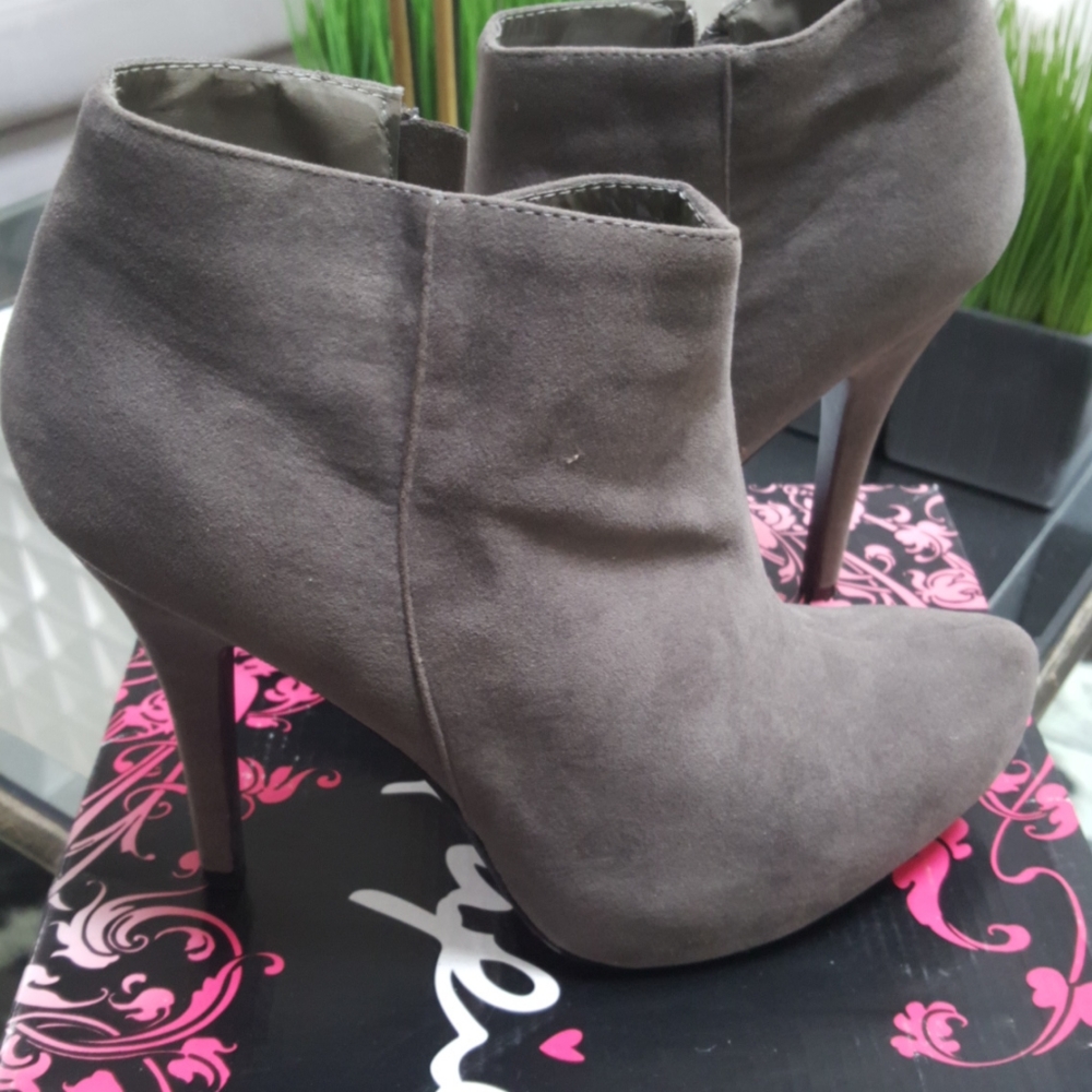 Grey velvet booties